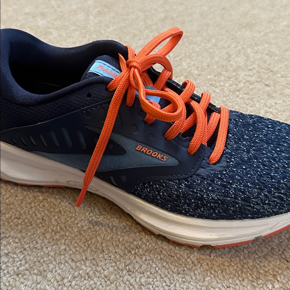 Brooks Size 6.5 womens sneakers tennis shoes Range 2 Neutral Cushion orange blue - Picture 7 of 14